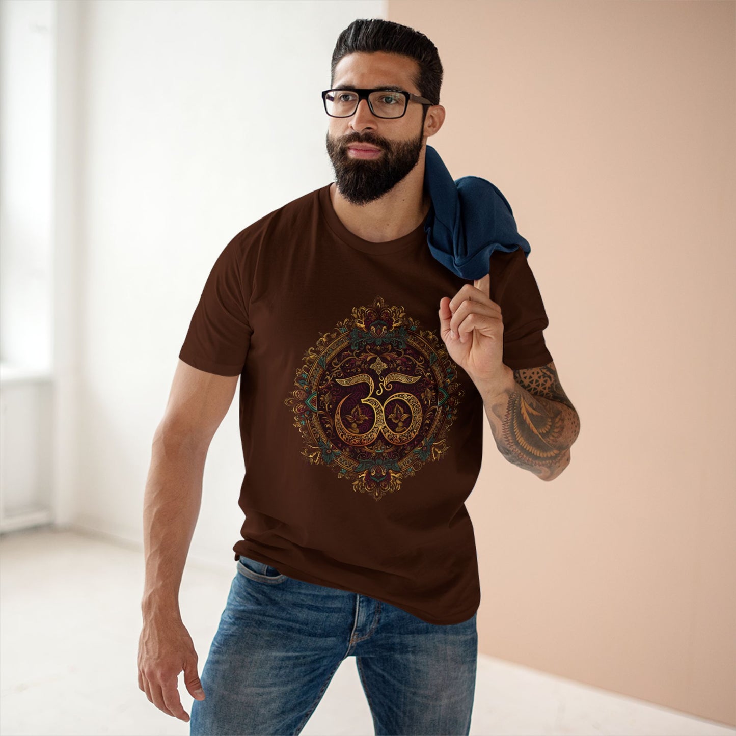 Elegant Om Symbol T-Shirt - VedicTees